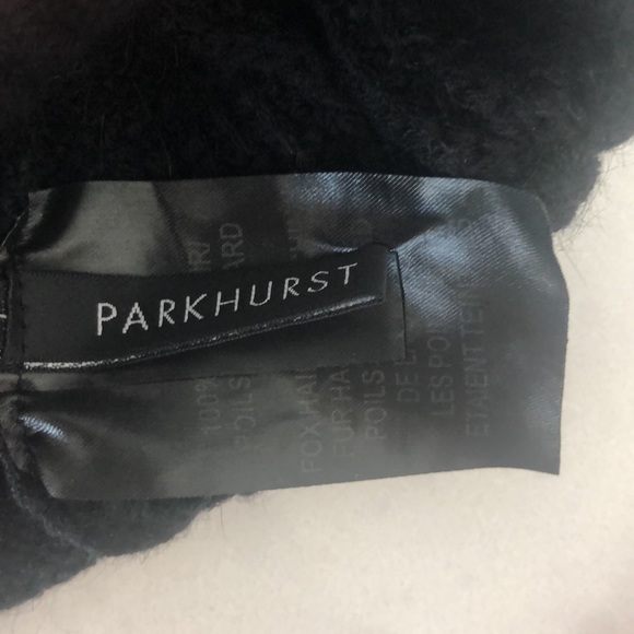 Parkhurst Women’s Toque - Picture 2 of 3